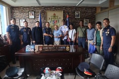 Guard who shot down robbery gang leader gets support